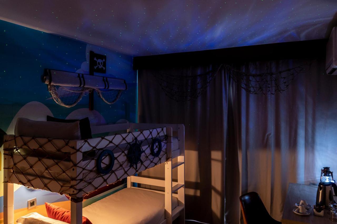 Hotel Magic Fantasy オロペサ・デル・マール エクステリア 写真