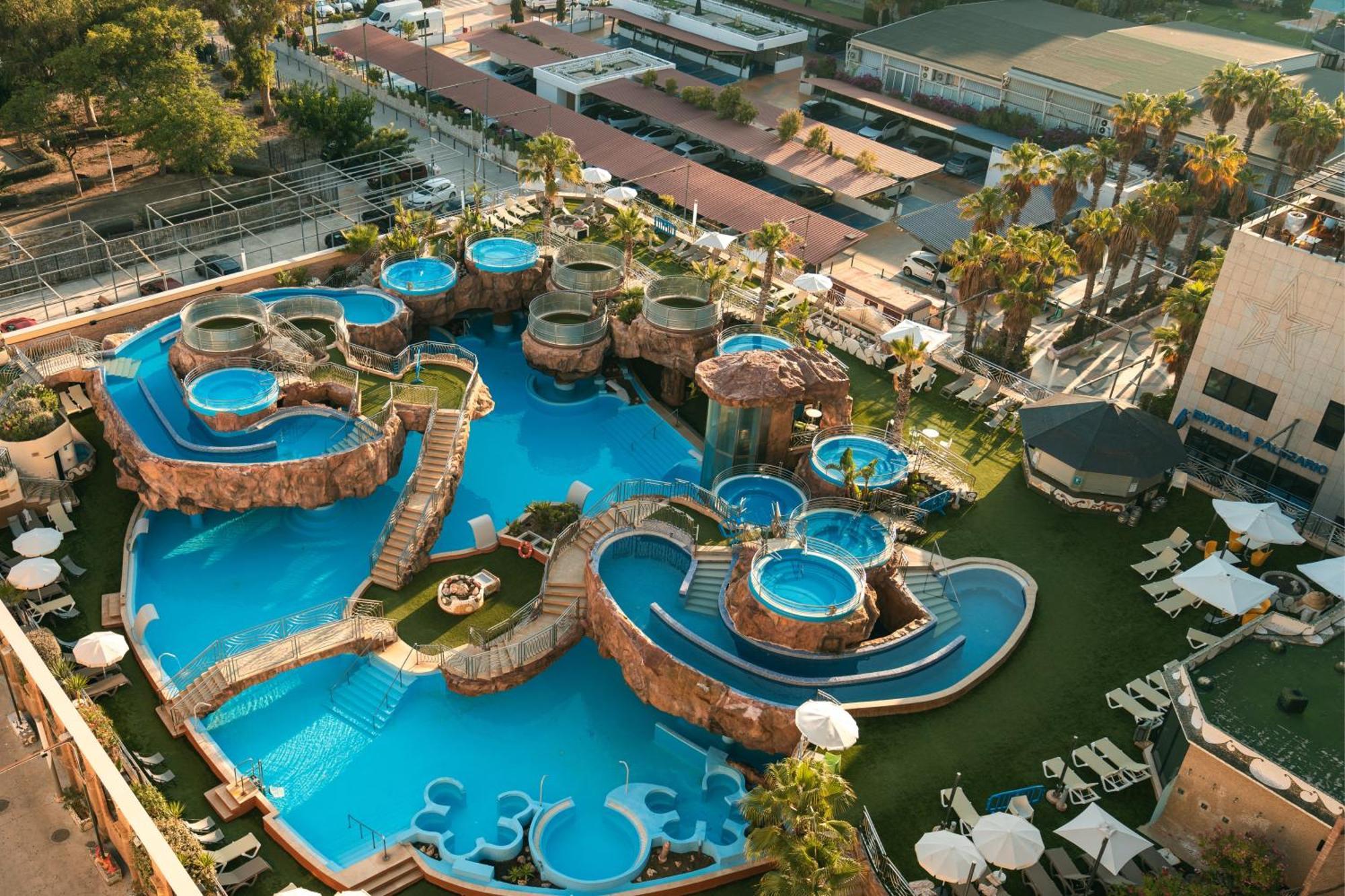 Hotel Magic Fantasy オロペサ・デル・マール エクステリア 写真